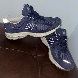 New Balance 2002R RARE Dark Blue!!! Like New